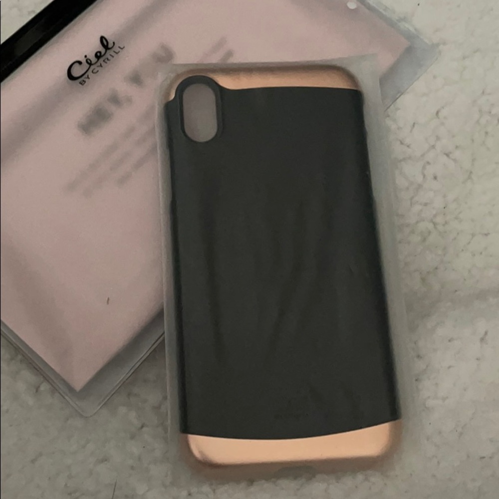 iPhone XR phone case NWT